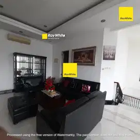 Rumah Kontrakan Asri Mampang Prapatan 3 Lantai, Jakarta Selatan