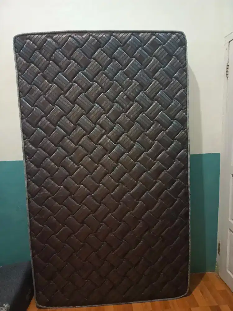 Kasur royal foam