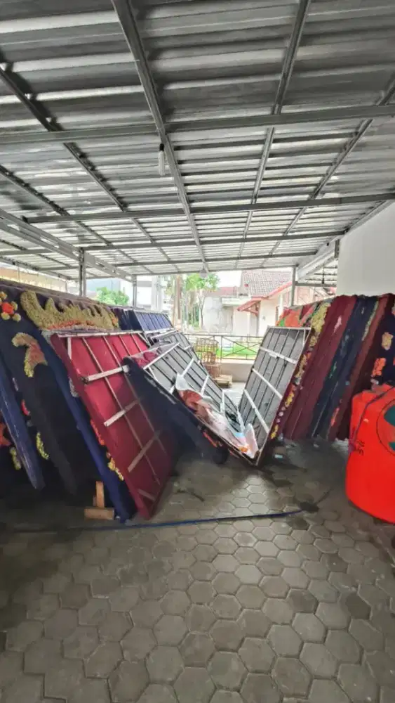 USAHA PAPAN BUNGA LENGKAP