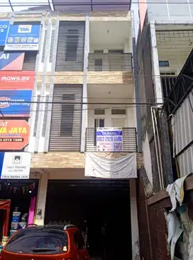 DI RAYA PANDUGO SURABAYA , JUAL RUKO 3 LT HARGA 1,5 M (Tjin2Winmax)