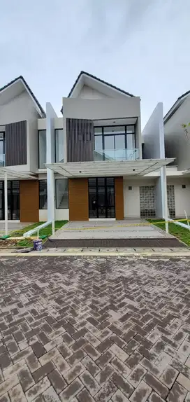 Disewakan Rumah PIK 2 Ukuran 8x15 ada 4 Kamar harga 120 juta!!