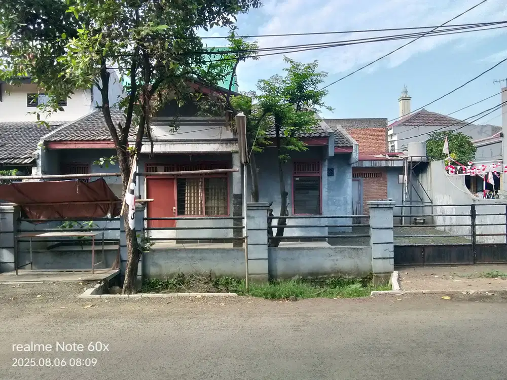Dijual Rumah Hook Murah di Jalan Utama Naroggong Bekasi Timur