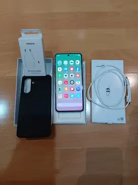 Samsung a56 8/256 Green Olive