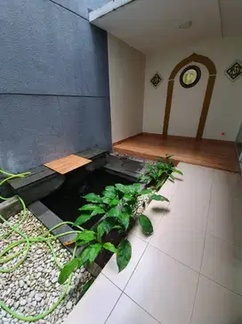 Jual Murah Rumah Siap Huni Ada Musholla dan Kolam Ikan di Discovery Lumina Bintaro
