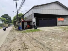 Di sewakan gudang siap pakai di Cisauk Tangerang Selatan