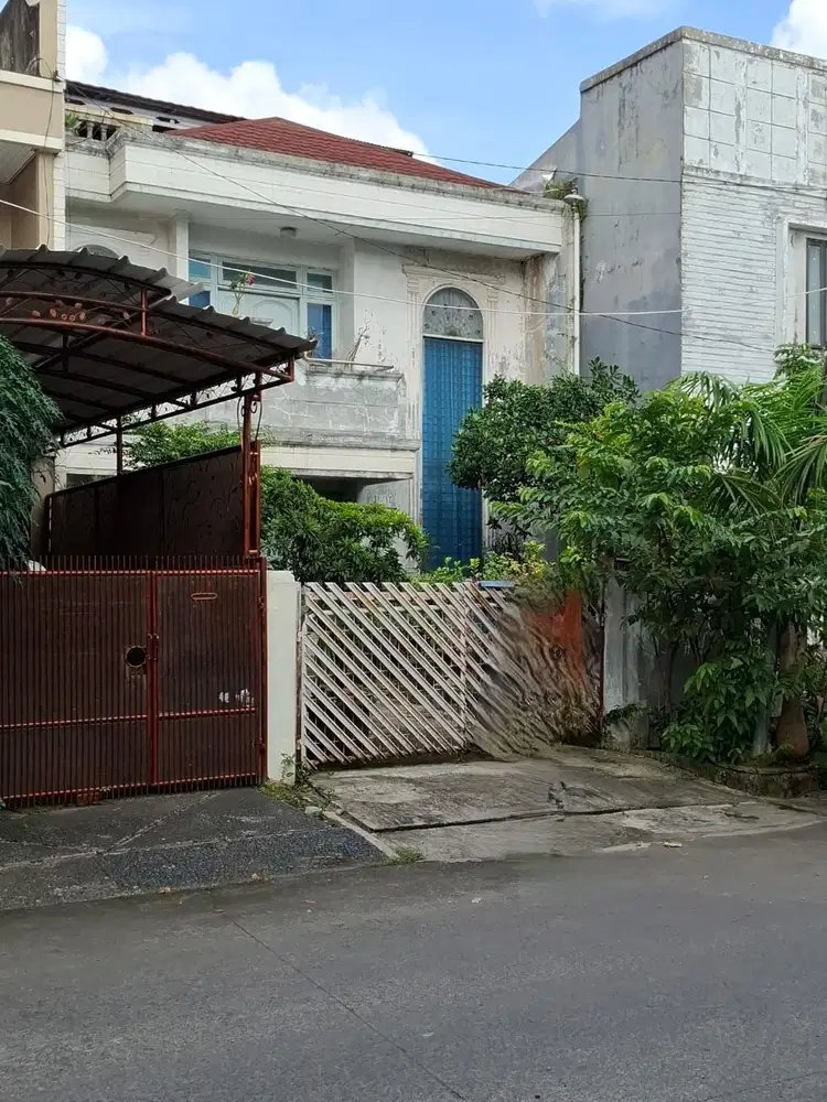 Rumah dijual di Jalan Utama Taman Juanda  Bekasi Timur