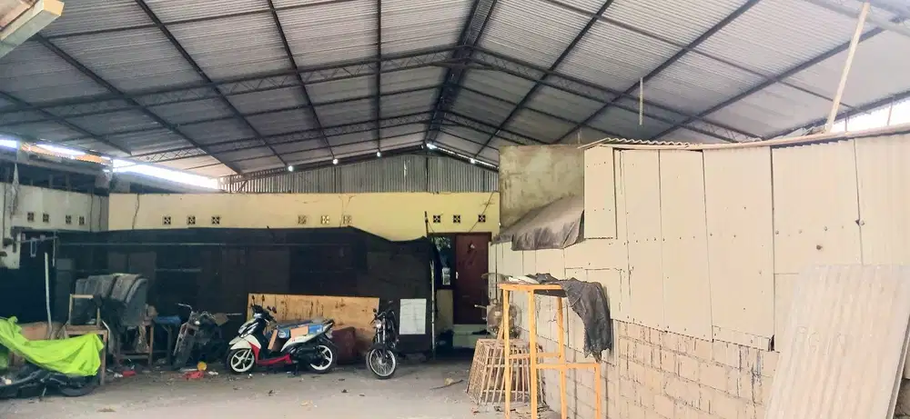 Dijual Gudang jl Ida Bagus Mantra Tulikup Gianyar Bali