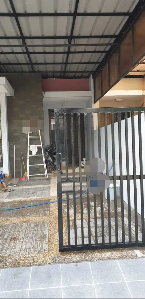 DISEWAKAN RUMAH FURNISHED SIAP HUNI DI CLUSTER ARALIA HARAPAN INDAH 2