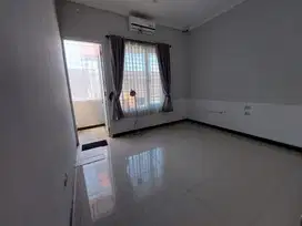 Dijual Rumah Murah Jarang Ada di Taman Kopo Indah 5