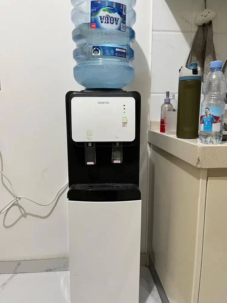 Dispenser denpoo