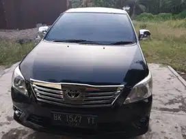 Jual santai kijang innova G 2.0 bensin th 2012