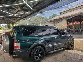 Mitsubishi pajero montero thn 2000