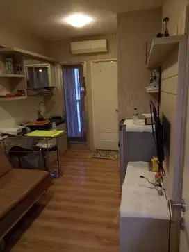 Apartemen Green Bay Pluit Jual 2 Bedroom Tower B View Kolam