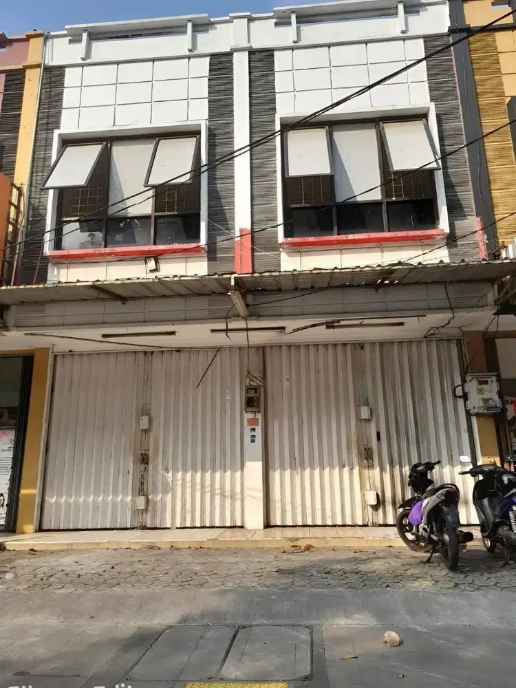 Ruko gandeng komersil strategis di pondok kelapa jakarta timur