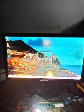 Monitor LED Komputer minusan