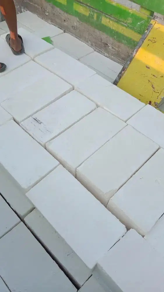 Batu kumbung pondasi