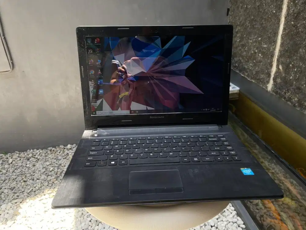 Laptop lenovo 14 inci ram 4 normal