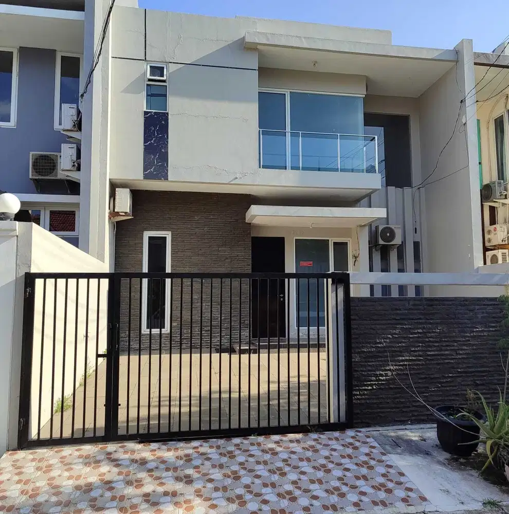DIsewakan Rumah Citra 2 Extension di Jakarta Barat