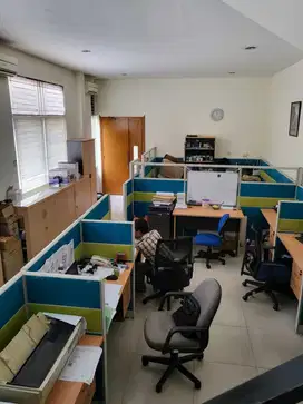 RUKO WTC SERPONG LOKASI STRATEGIS DI HUK 3 1/2 LANTAI SERIUS JUAL