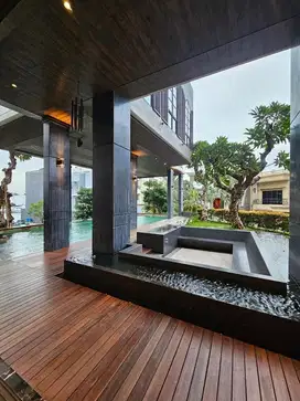 HARUS TERJUAL !! Rumah Mewah Pantai Mutiara Pluit, Lt. 609m - Ada Pool
