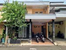Rumah  lokasi strategis di pondok labu Residence