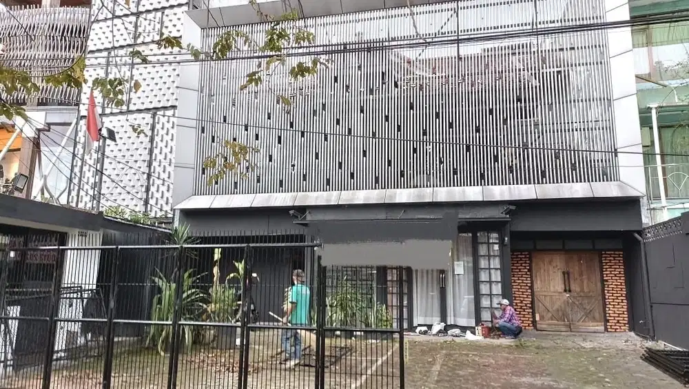 RUKO BAGUS DI JALAN BESAR LENGKONG BANDUNG. 2 LANTAI SIAP PAKAI SHM