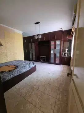 Dijual Rumah Grisenda 2 lantai bangunan sudah di renov jual cepat