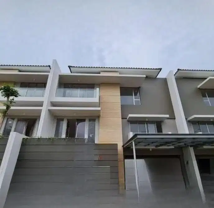 Dijual Rumah Pik Golf Island Uk 12x20 2,5 Lantai 4kt  at Jakarta