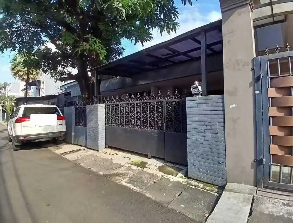 Dijual rumah di kebayoran baru jakarta selatan