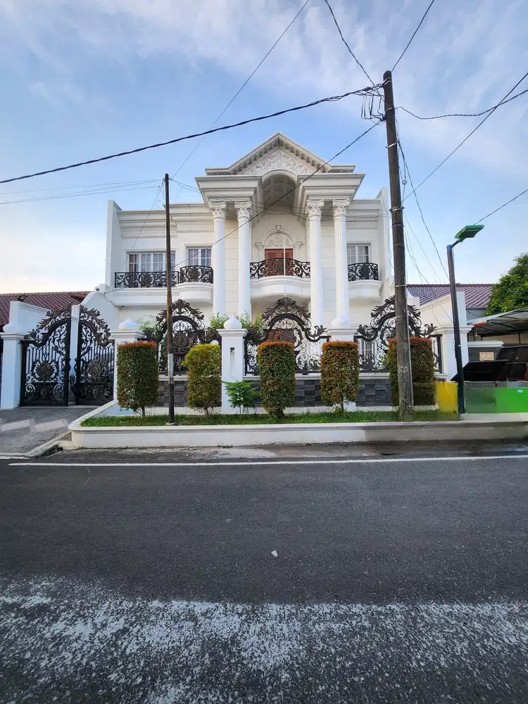 Dijual rumah di Komplek Billy Moon, Duren Sawit
