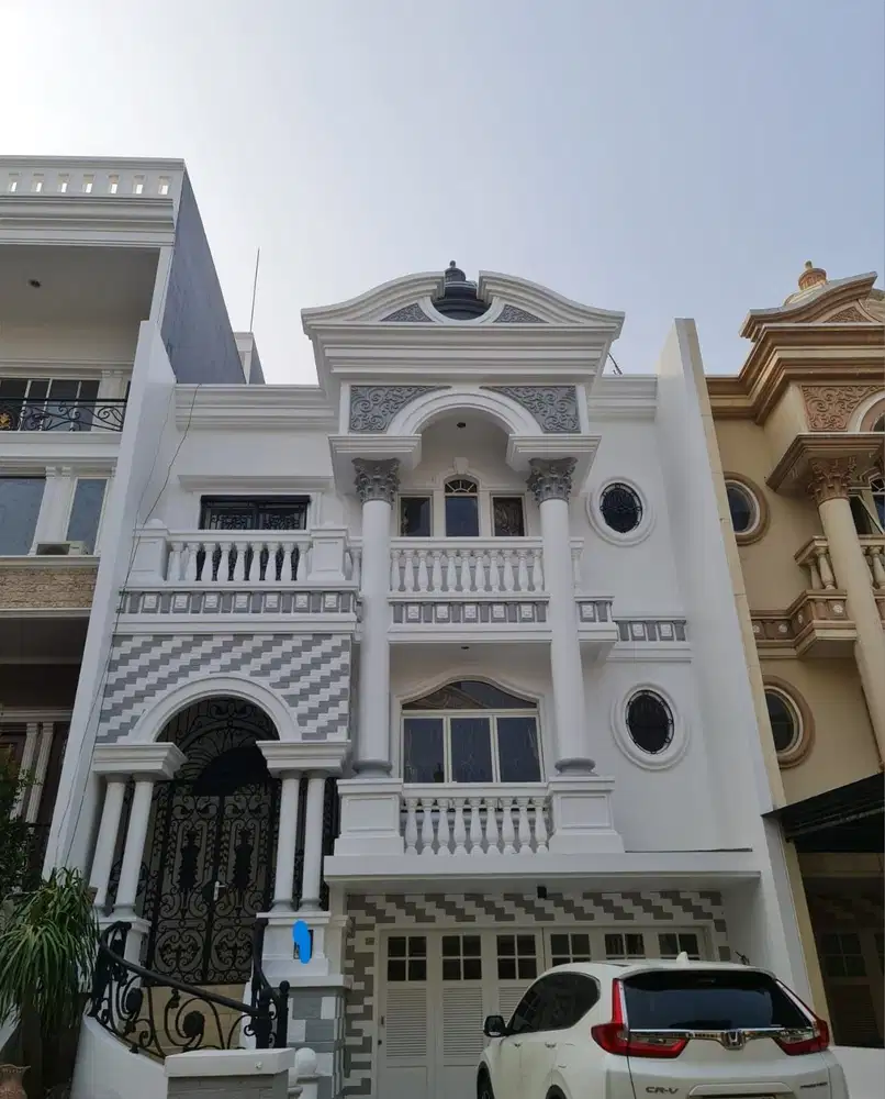 Disewa Rumah PIK Florence Full  Furnished at Jakarta Utara