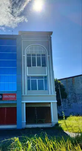 Ruko Baru 4 lantai menghadap laut