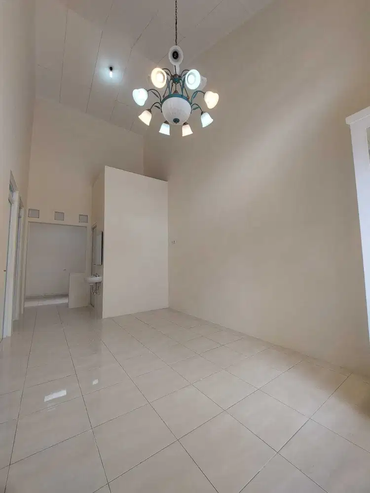 Dijual Rumah Baru Siap Huni di Sektor 6 Gading Serpong Free 2 Unit AC