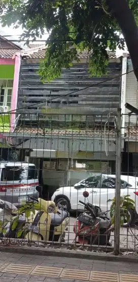 ruko murah di danau Sunter Utara hdp jalan raya