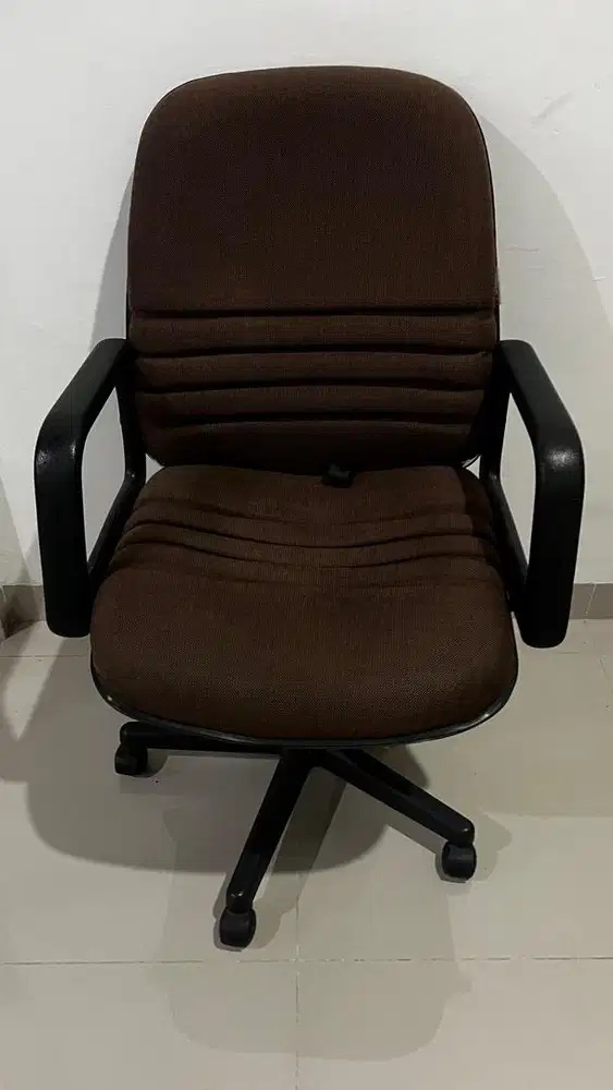 Kursi Kantor (Nego Sampai Jadi)
