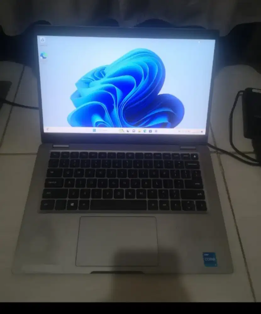 Laptop  dell 5350 cor i5 slim