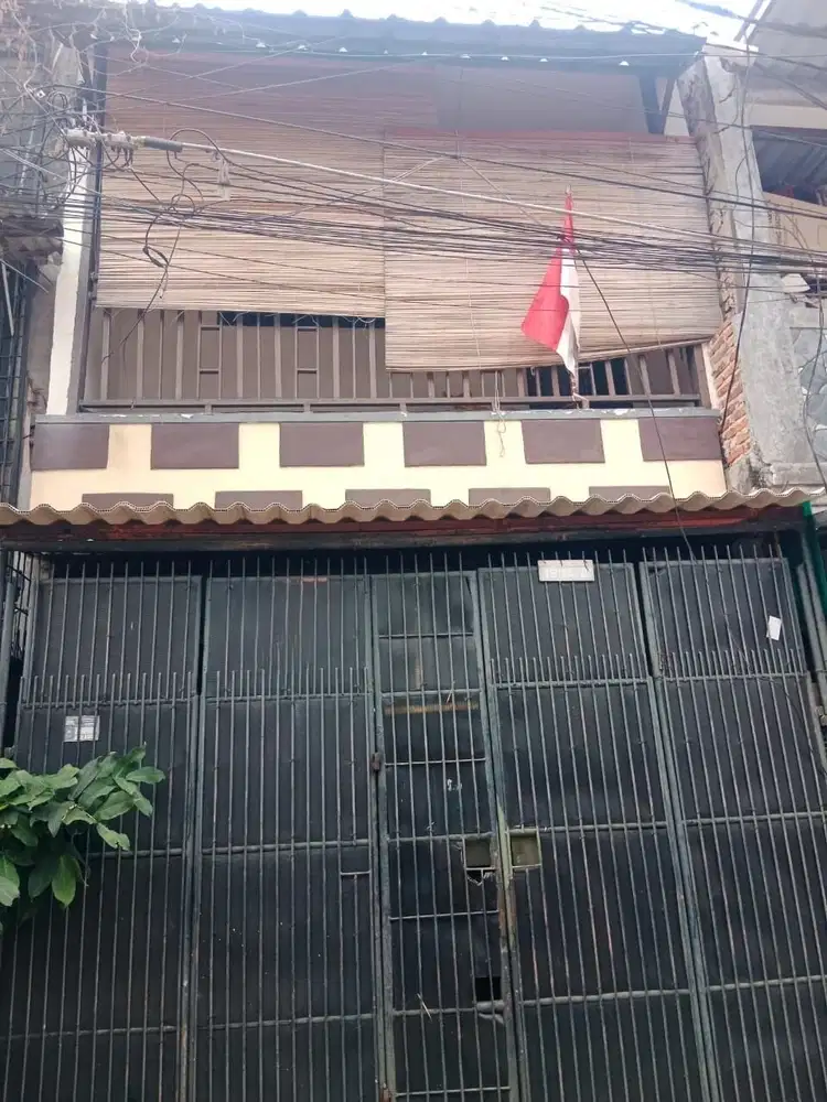 ANA RUMAH UK 4X19M DI JELAMBAR