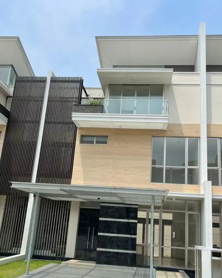 Dijual Rumah Golfisland The Chopin Signature PIK Uk10x20m² at Jakut