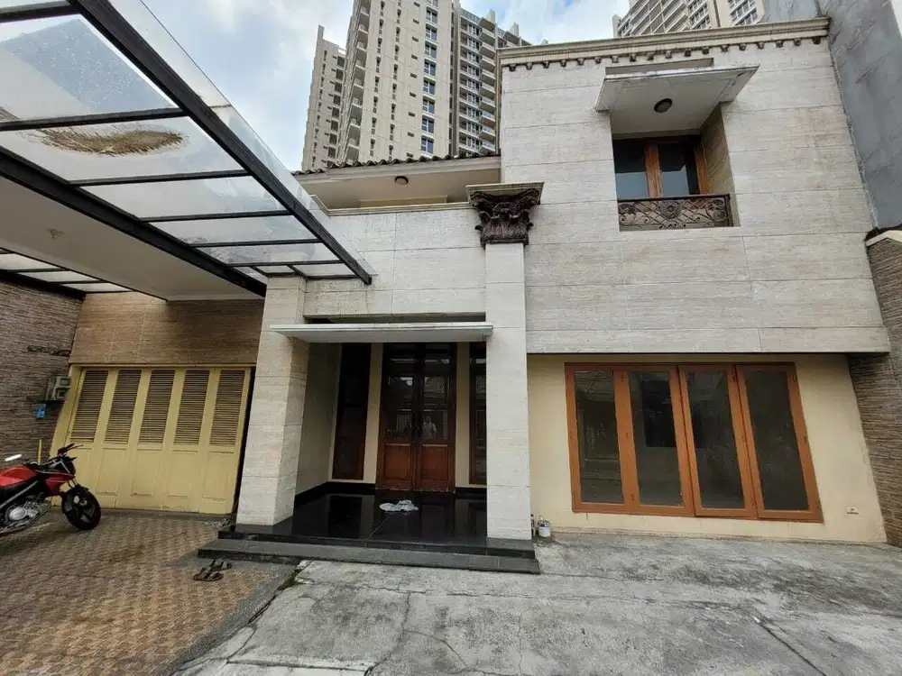 RUMAH DIJUAL SIAP HUNI DI PONDOK INDAH DEKAT PIM