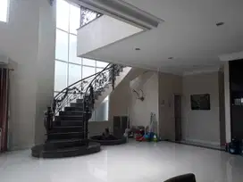 Jual Cepat Rumah Mewah Villa Permata, Lippo Karawaci Tangerang