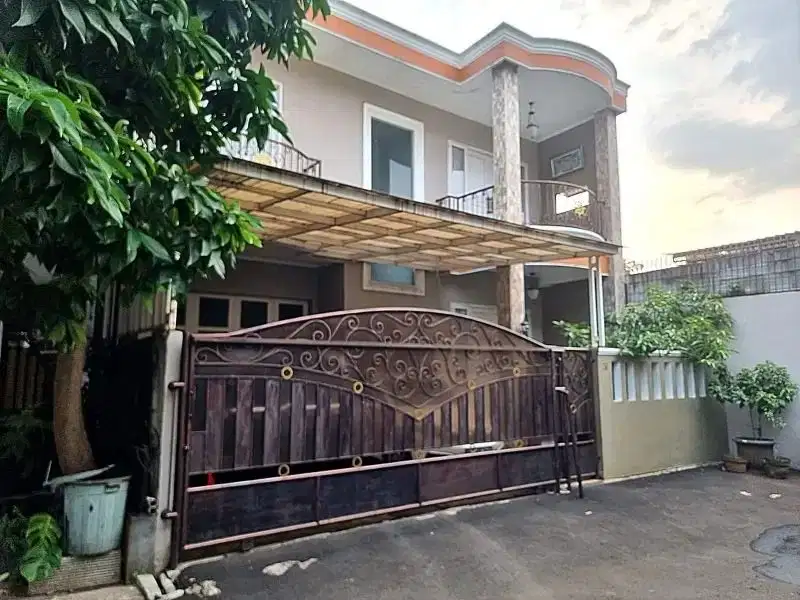 RUMAH DIJUAL SUPER MURAH DALAM KOMPLEK JAGAKARSA PINGGIR JALAN RAYA