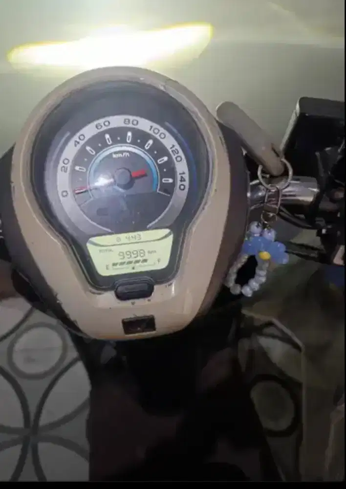 Scoopy keyless kayak baru