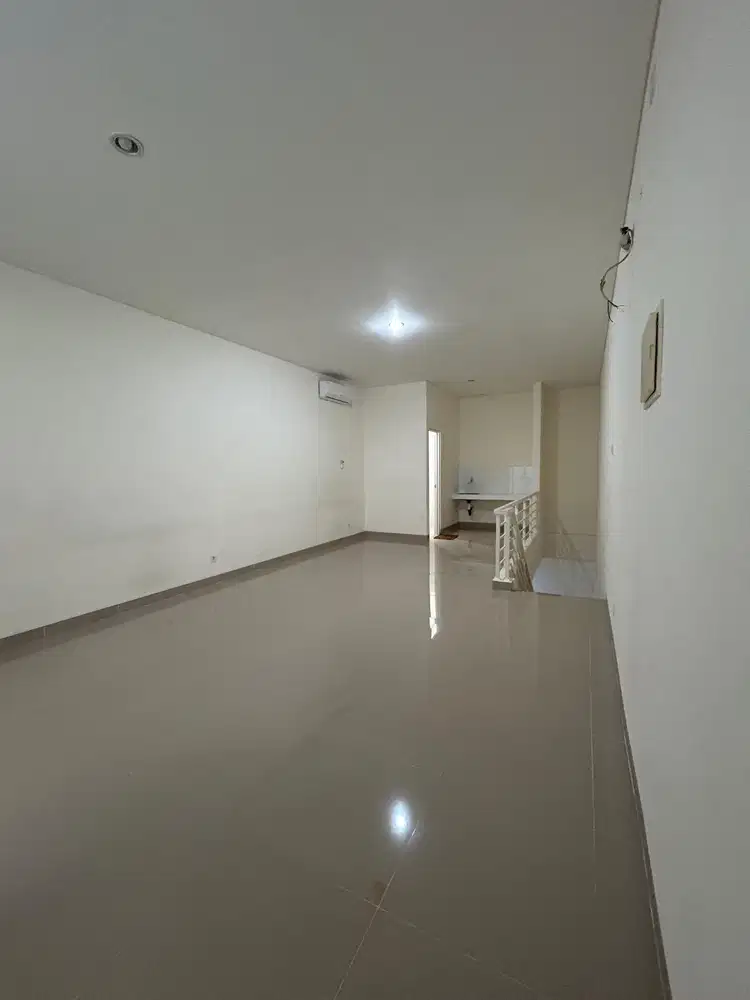 Disewakan Ruko Aniva 2 Lantai di Gading Serpong, Tangerang