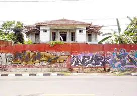 Rumah Kota Baru Cocok Buat Kantor dan Base Camp