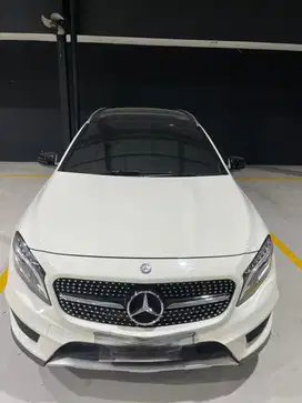 Mercedes-Benz GLA200 2015 Bensin