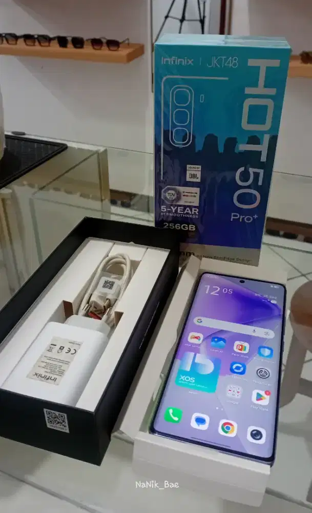 Infinix Hot 50pro+
8/256gb