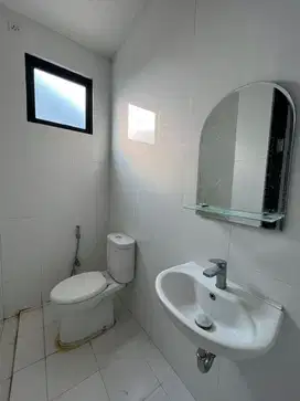 D sewa rumah citra garden puri jak bar