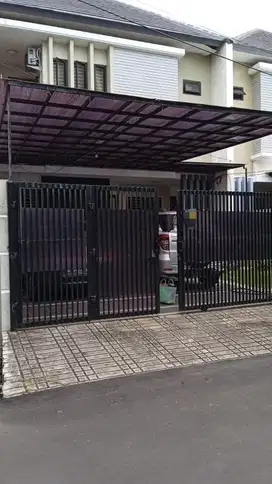 Rumah Hook Di dalam Cluster Billymoon Pondok Kelapa