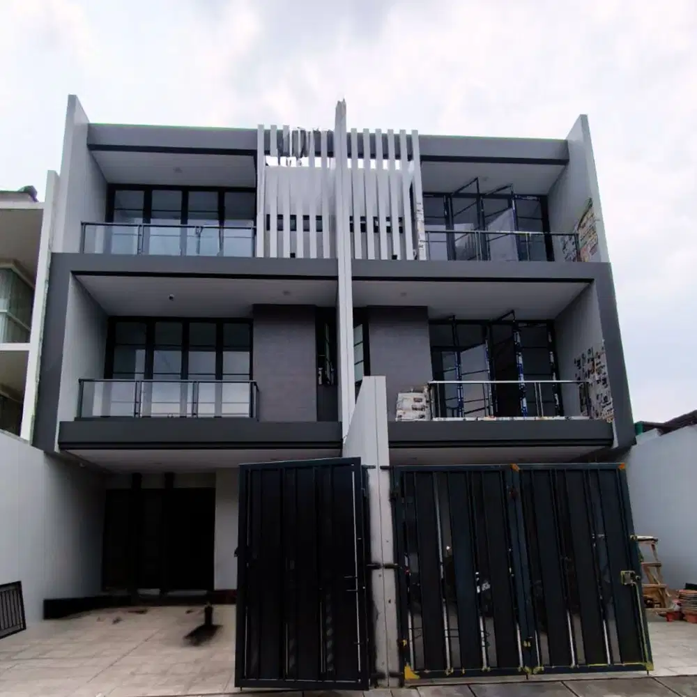 Dijual Rumah Brand New Sunrise Garden, Jakarta Barat