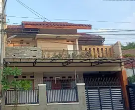 DIJUAL RUMAH 2 LANTAI DI KAWASAN STRATEGIS TEBET